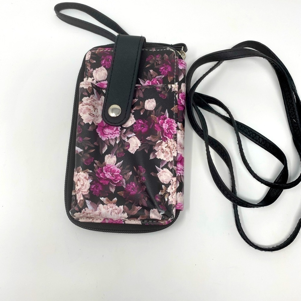 Women’s Travel Wallet/Phone Case with Removable Strap